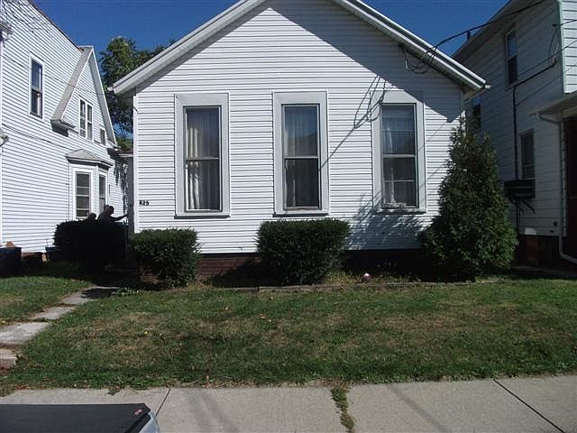 2nd image of 825 McKinley Ave APT B