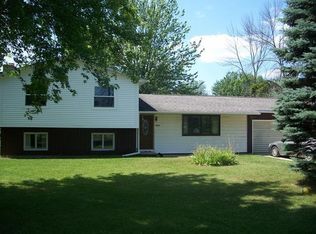 8450 S Cornwell Ave, Clare, MI 48617