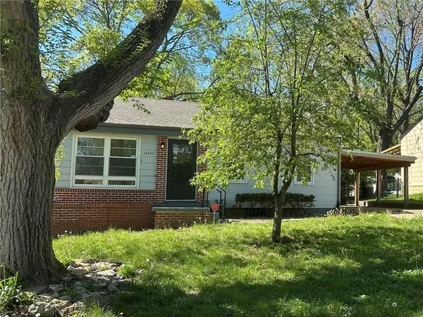 10605 E 26th Ter S, Independence, MO 64052