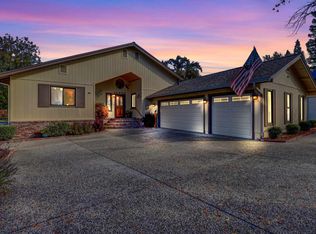 18650 Lake Forest Dr, Penn Valley, CA