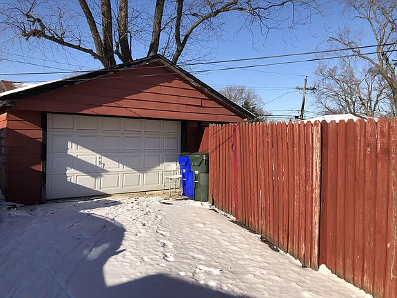 3rd image of 11556 S Sacramento Dr