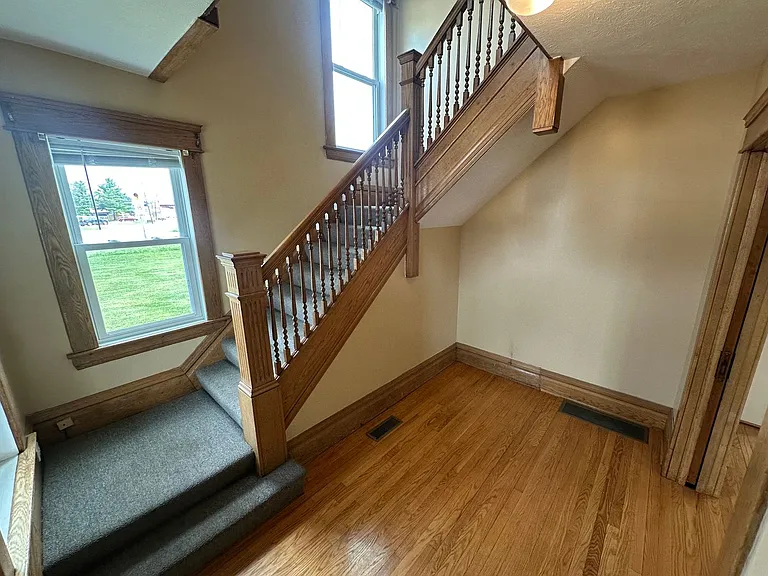 3002 Dudley Ave — Photo 3