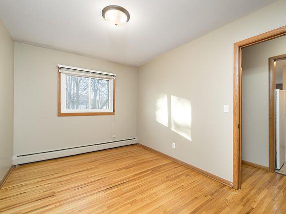 5th image of 5617 Pennsylvania Ave N APT 6