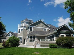 315 Golf Course Rd, South Burlington, VT 05403