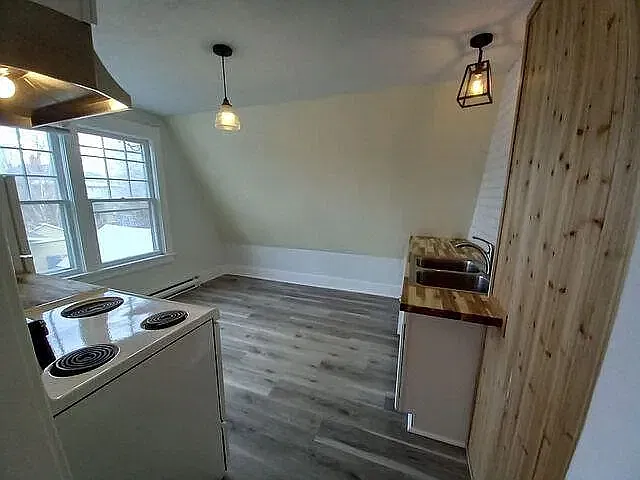 1 bed, 900 sqft, $1,400 — Photo 4