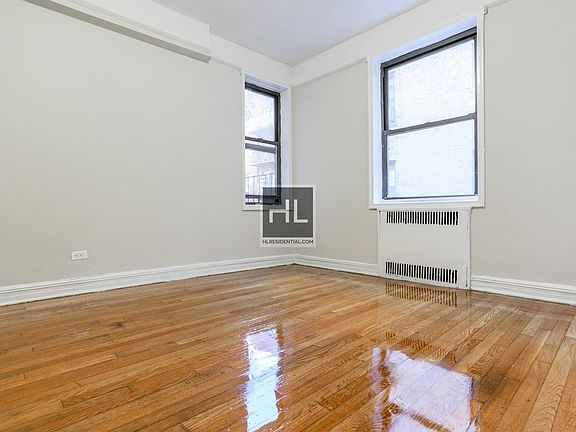 4th image of 8505 Elmhurst Ave APT 3B