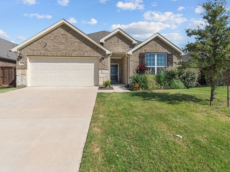 1st image of 3904 Cicada Ln