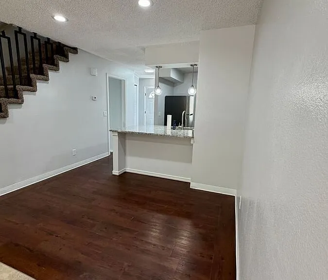 4184 Charleston Dr — Photo 7