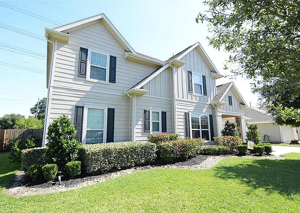 1st image of 11414 Crestbrook Park Ln