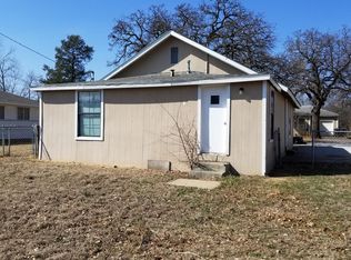 708 A St SE, Ardmore, OK 73401