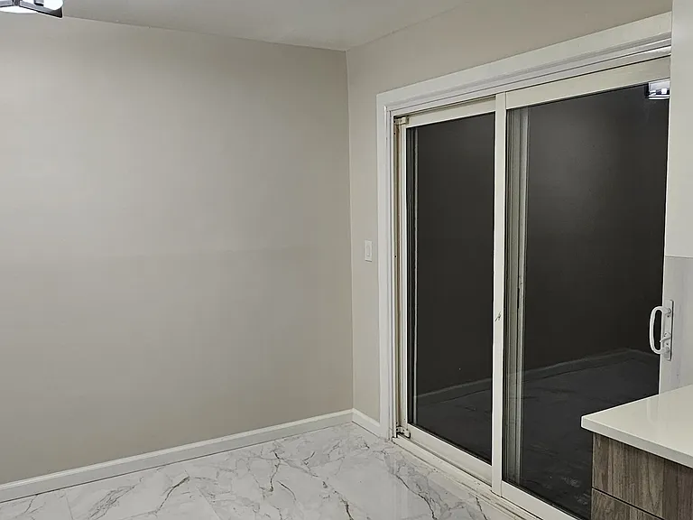 941 Willowbrook Rd #2 — Photo 5
