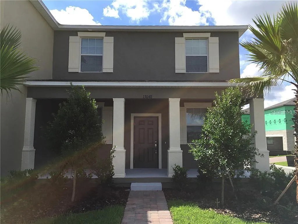 3 bed, 2.5 bath, 1748 sqft, $2,800 — Photo 1