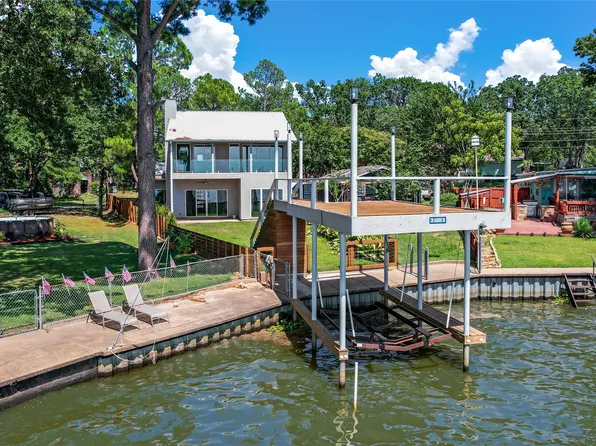 130 Harbor Dr, Gun Barrel City, TX 75156