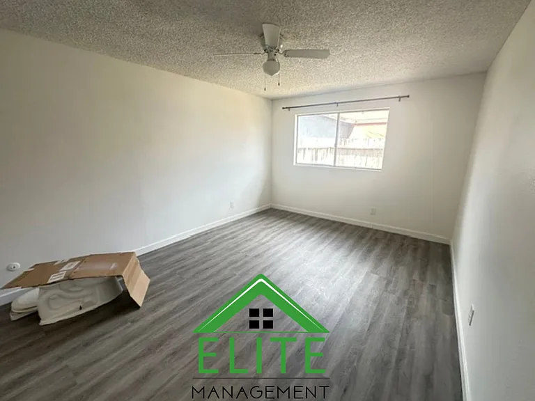 3831 Rion Way — Photo 9
