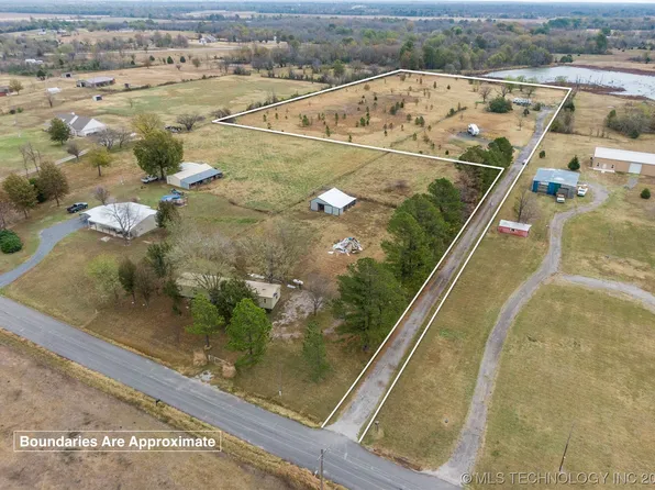 15711 S 385th East Ave, Porter, OK 74454