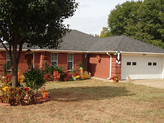 5th image of 1814 N Glenwood Blvd