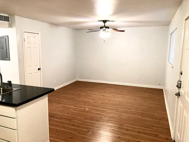 2301 Ohlen Rd #112 — Photo 6