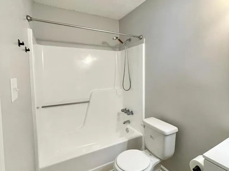 2103 Rolling Ridge Dr #1 — Photo 11