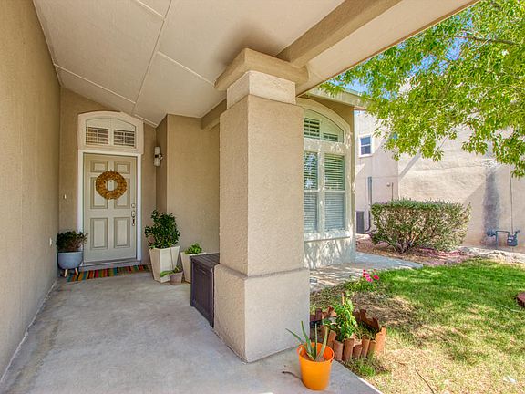 4th image of 7556 Luz De Lumbre Ave