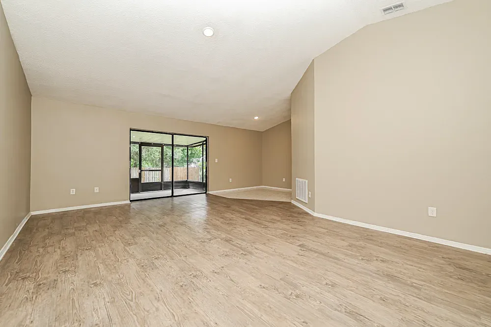 16169 Poppyseed Cir — Photo 1