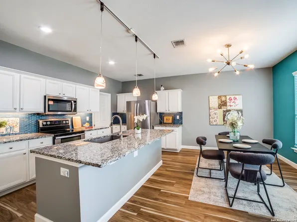 806 Sycamore Moon, San Antonio, TX 78216