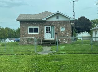 201 S Main St, Benld, IL 62009