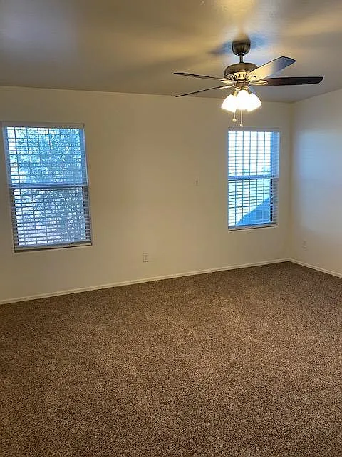 4 bed, 2.0 bath, 1359 sqft, $1,750 — Photo 4