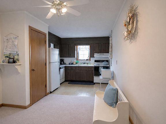 5th image of 174 Upper County Road APT 2-2