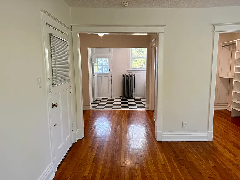 2419 Sutton Blvd #3N — Photo 15