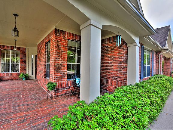 3rd image of 21107 Falcon Creek Ct