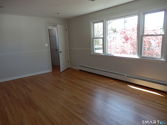 3rd image of 306 Grovers Ave #2