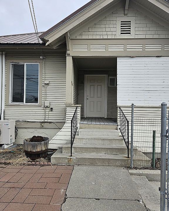 1st image of 509 Okanogan Ave
