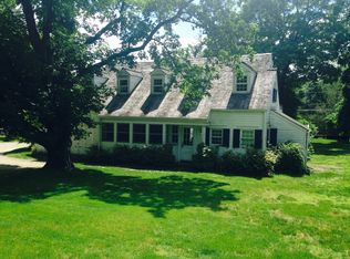 35 Newtown Tpke, Weston, CT 06883