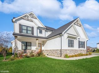 2107 Louis Dr, Crown Point, IN 46307