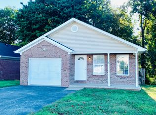386 Catalpa Cir, Bowling Green, KY 42104