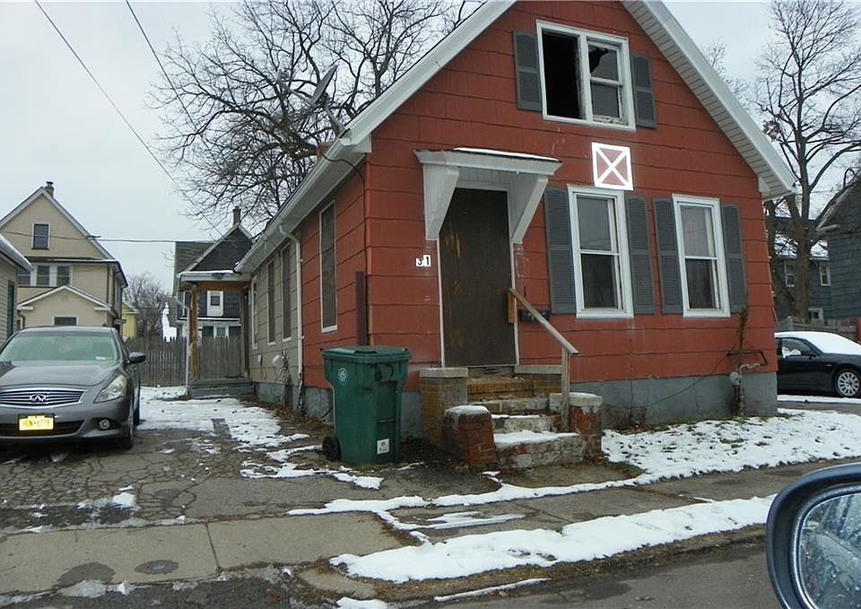 2nd image of 31 Rugraff St