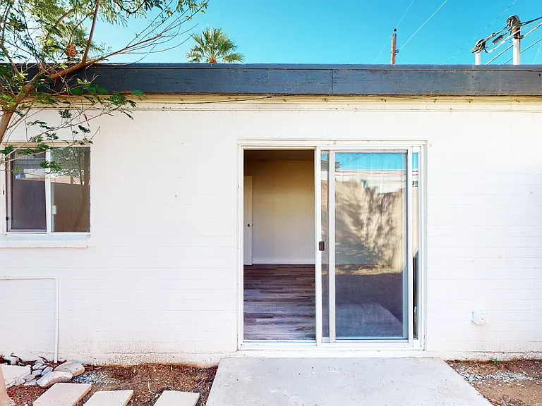 1714 E Ocotillo Rd — Photo 26