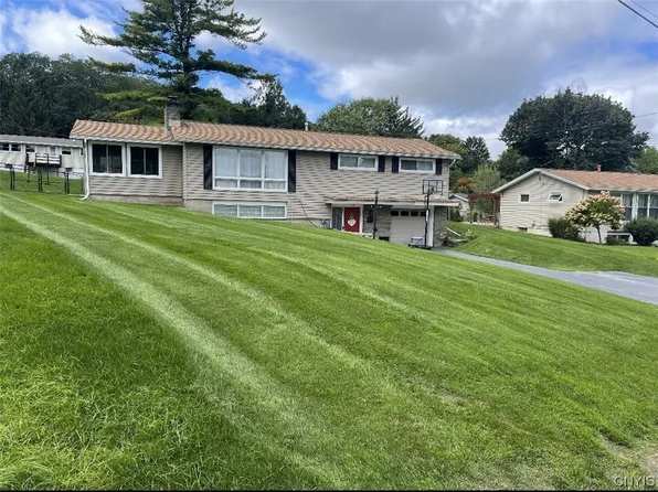 116 Whitney Rd, Syracuse, NY 13219