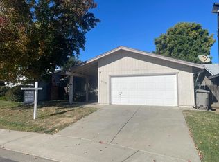 1305 Adams Ct, Woodland, CA
