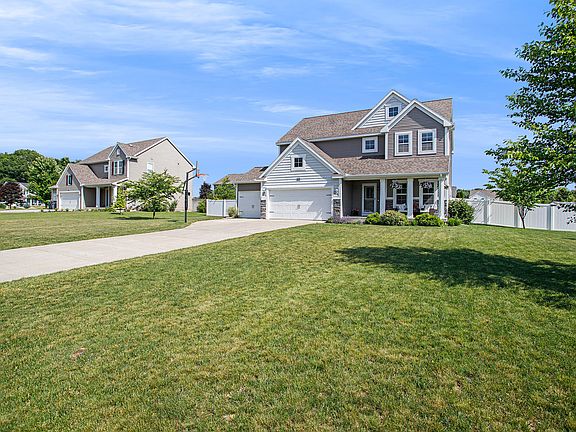 2nd image of 8125 Hemel Ln