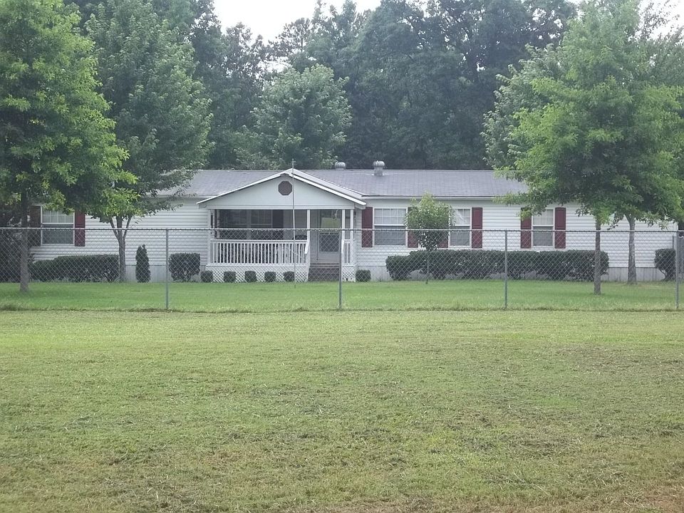 2nd image of 404 Handly Rd