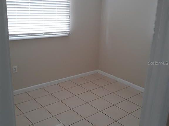 3rd image of 6017 N Clark Ave
