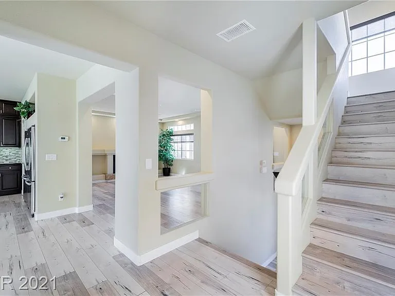 6783 Flamenco Ct — Photo 9