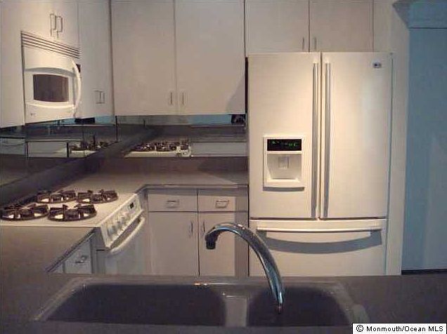 2nd image of 28 Seaview Ave