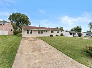 833 Weedel Dr, Arnold, MO 63010