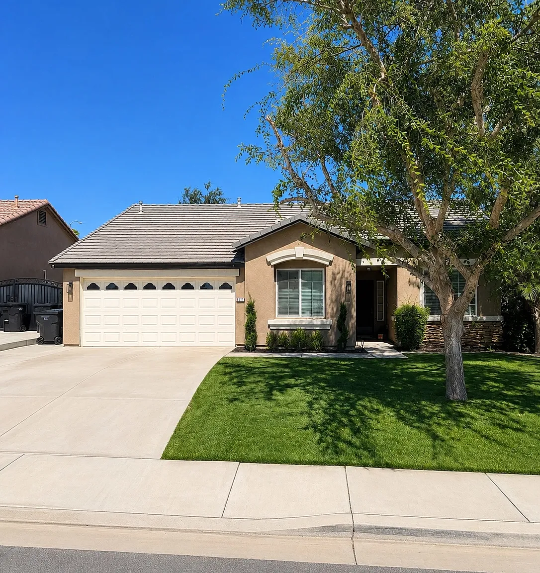 4 bed, 1673 sqft, $2,695 — Photo 1