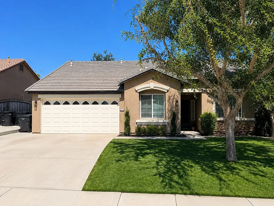 5112 Trinidad Lake Way
