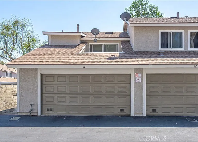 1650 S Campus Ave #17 — Photo 26