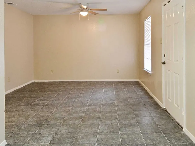 Crossings Apartments — Photo 31
