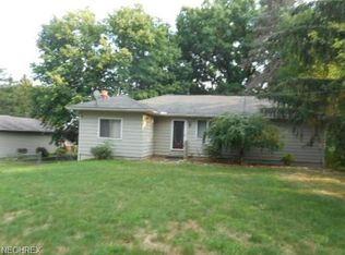 1510 Jordan Ln, Akron, OH 44306